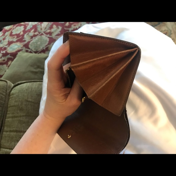 Louis Vuitton Monogram Portefeuille Wallet - Picture 6 of 9